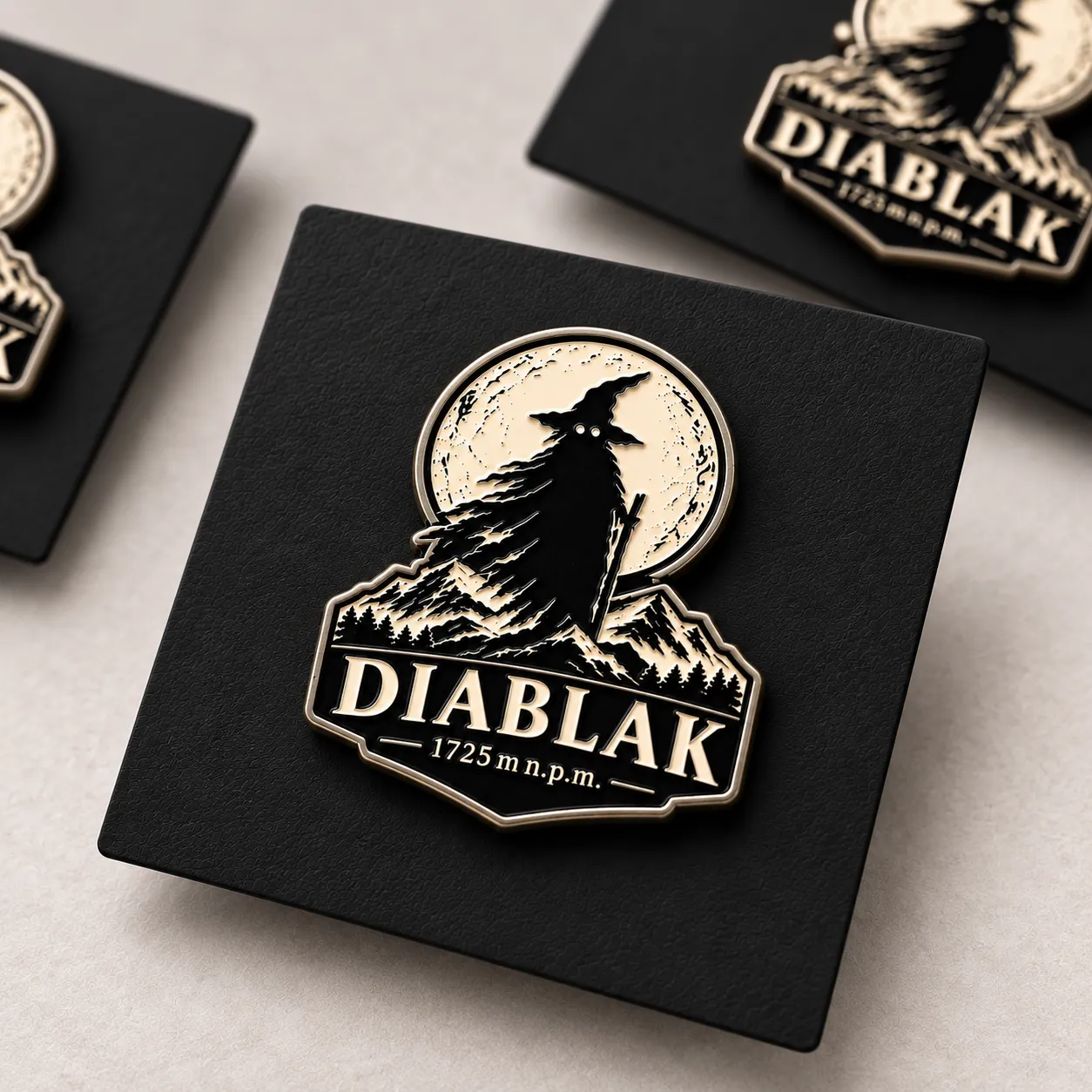 Pakiet PAMIĄTKA PINS